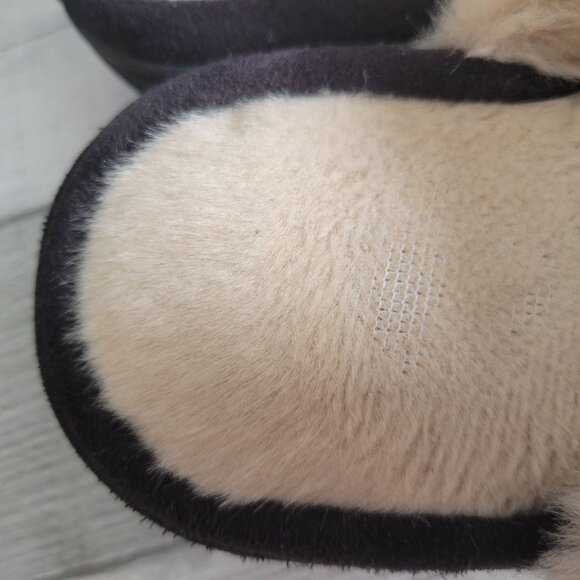 Cozy Isotoner Womens Faux Fur Lined Slippers Size 7.5-8 Slip-On Memory Foam Mule - Picture 4 of 6